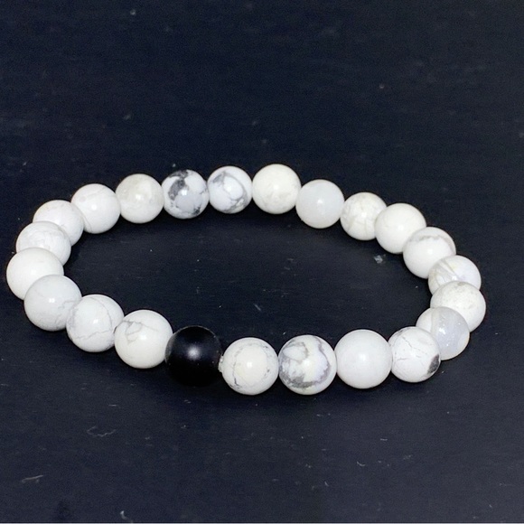 unbranded Jewelry - Howlite Stone Lava Rock Healing Bead Bracelet